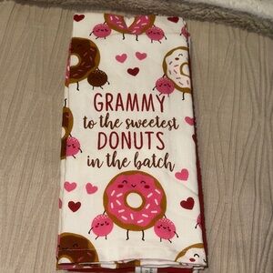 Deborah Connolly Donut-Themed Kitchen Towel set of 3, NWOT